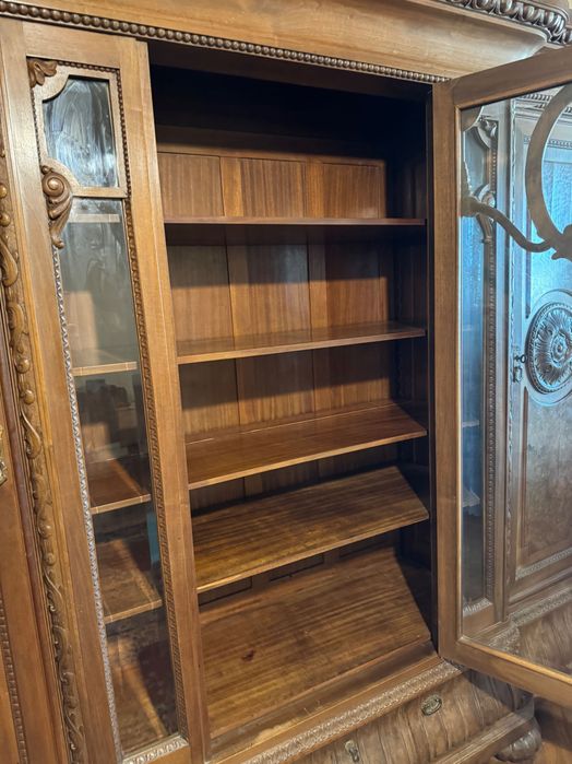 Set mobilier antic:birou masiv+bibliotecă vitrină, stil Neo-Renaștere