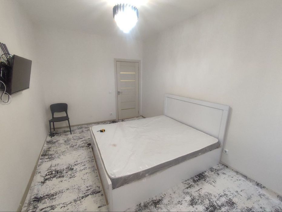 Alfraganus Tatu Megaplanet yonida arenda bor Metro 5 daqiqa