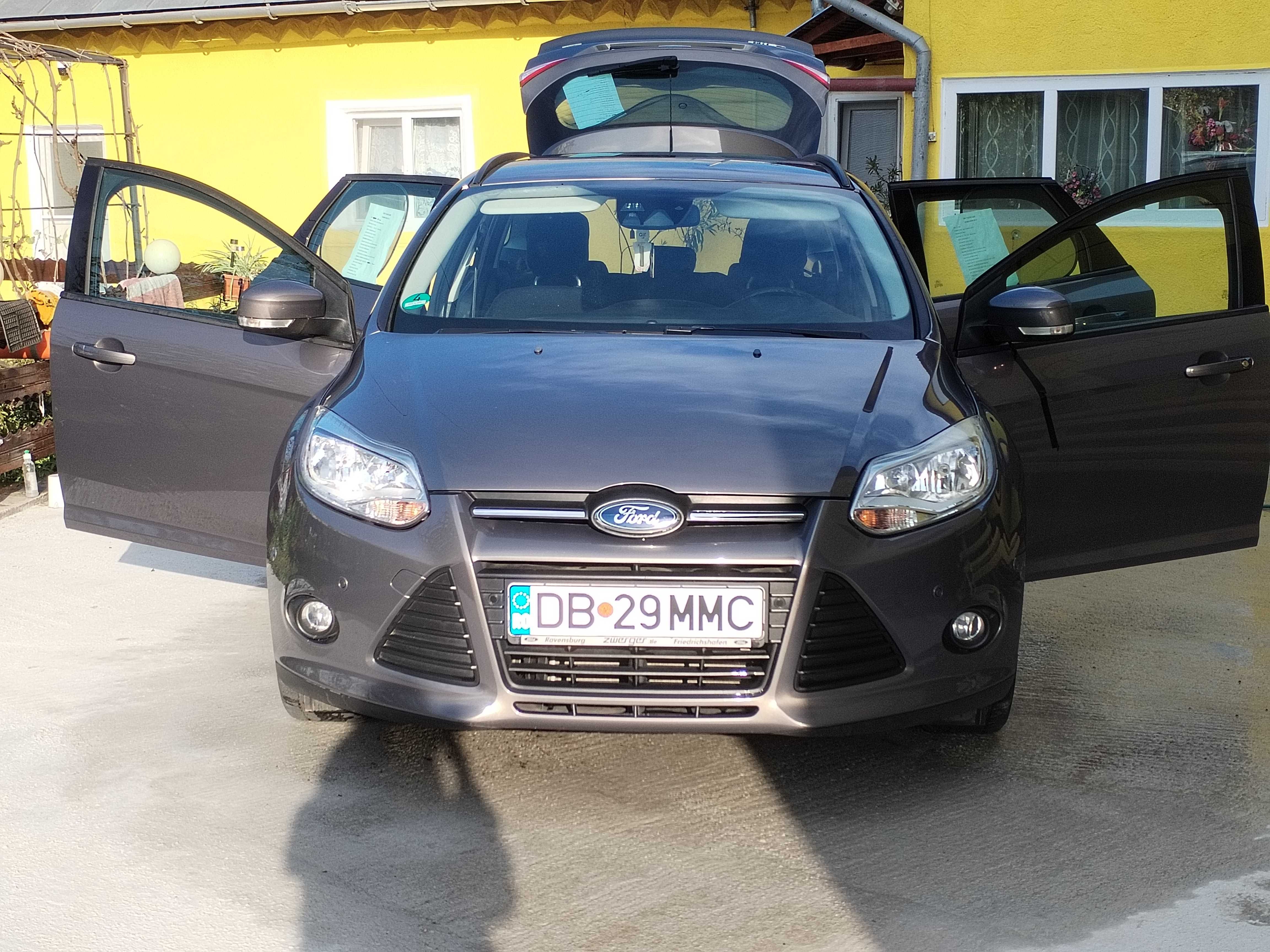 Ford focus 3, foarte bine întreținută, full dotări