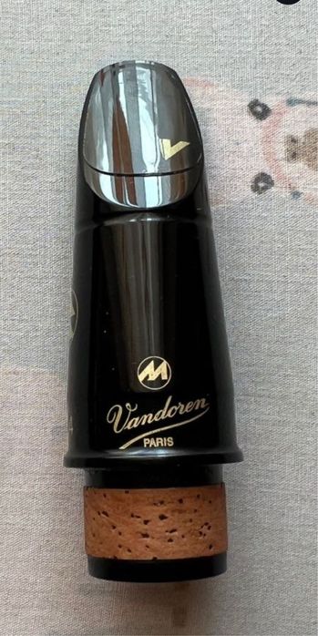 Vandoren CL5  , mustiuc clarinet