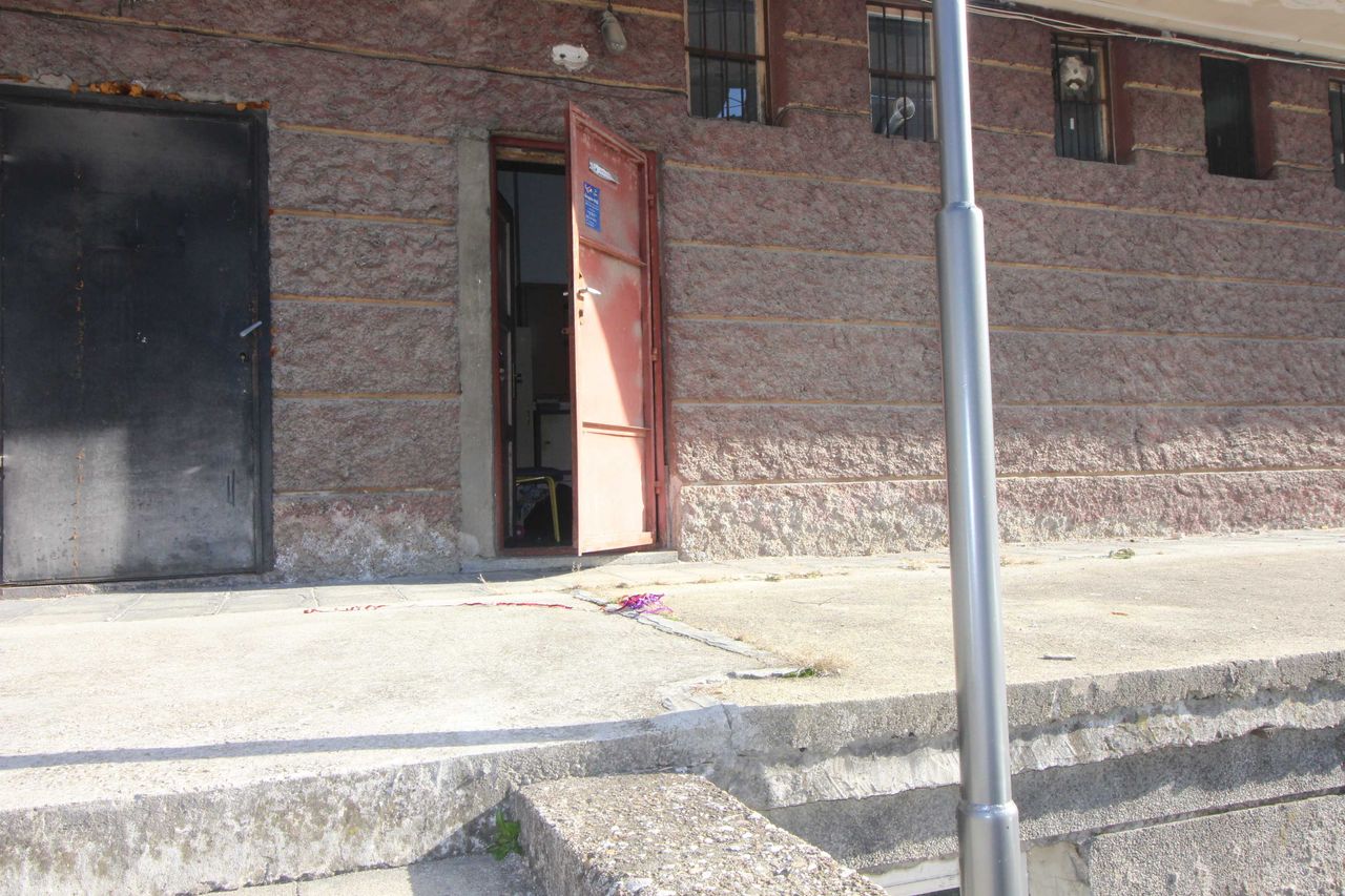 Продава се Магазин в Габрово, Център - 162 кв.м за 787 €/кв.м - Снимка #11