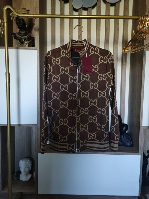 Bluza Gucci.Am mai multe mărimi.Va rog citiți descrierea!