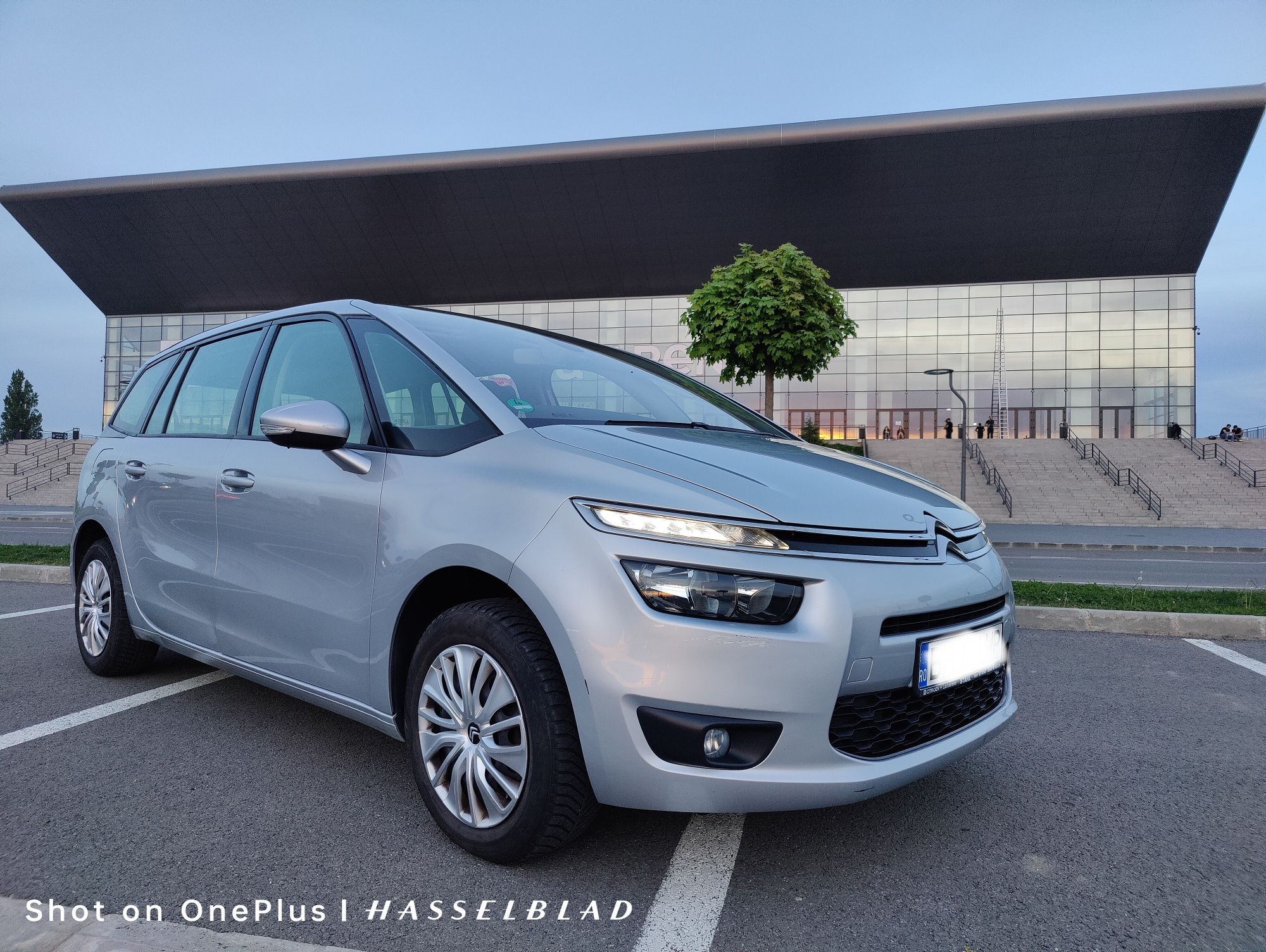 Citroen Grand C4 picasso 7 locuri benzina