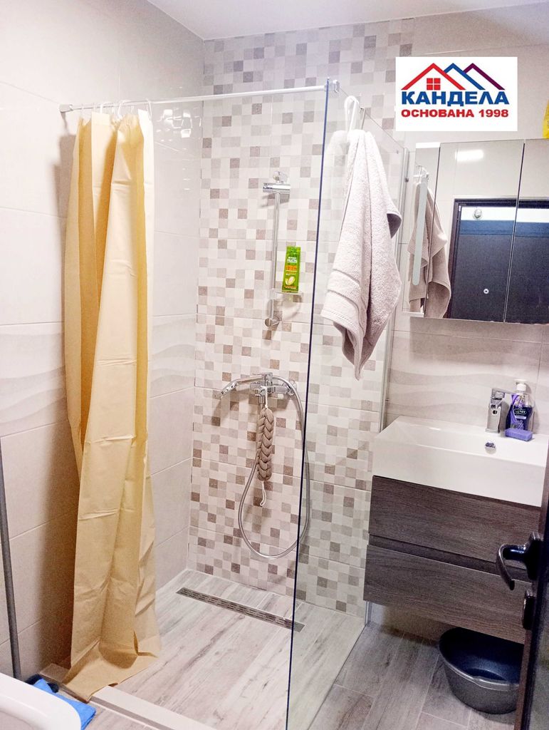 Продава се Двустаен апартамент в Пловдив, Тракия - 51 кв.м за 1628 €/кв.м - Снимка #4