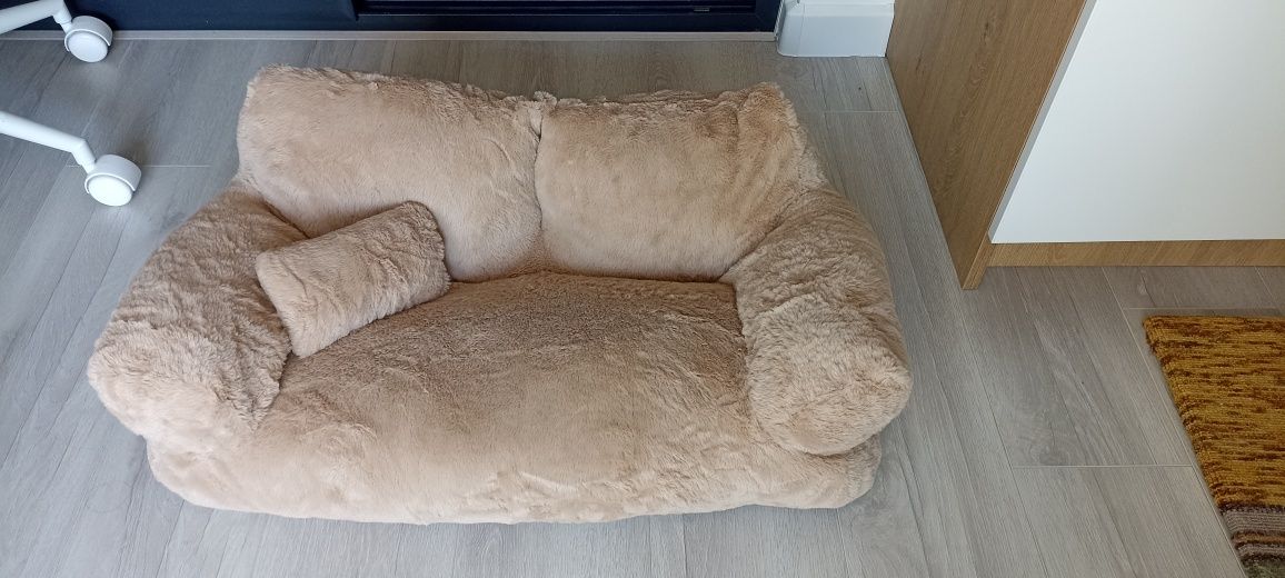 Диванче за котка или куче