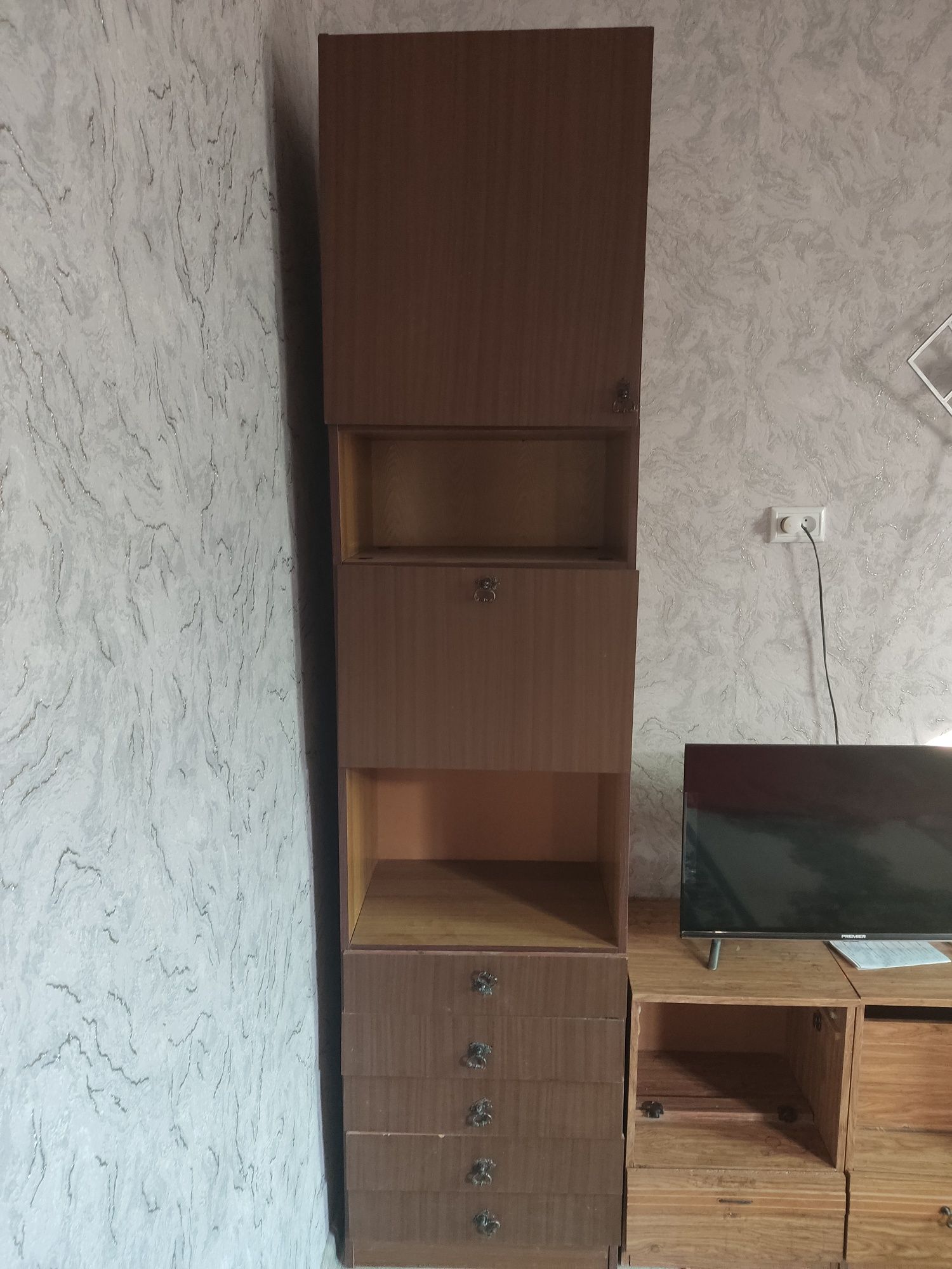 Стенка комплект в хорошем состоянии