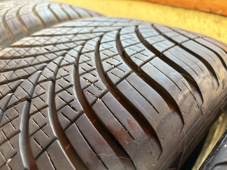 Anvelope  225 45 17 GOODYEAR  2024