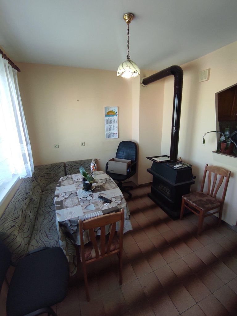Продава се Тристаен апартамент в Бургас, Център - 102 кв.м за 1270 €/кв.м - Снимка #6