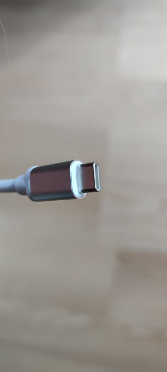Aдаптер USB Type-C / VGA, Nelbo, екранирано, висококачествено

Доста