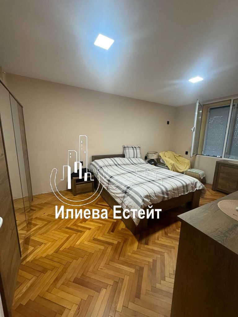 Продава се Промишлена сграда в Димитровград - 383 кв.м за 400 €/кв.м - Снимка #6