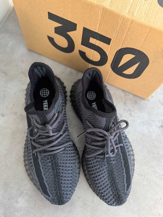 Adidasi Yeezy Boost 350 V2 - Adidas, Produs Nou Full Box, Premium