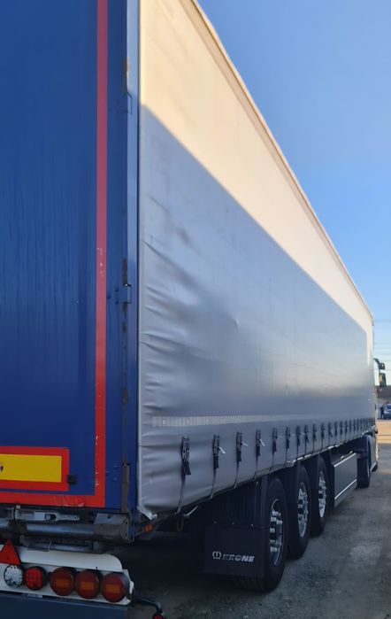 Semiremorca prelata standard Krone obloane aluminiu axe lift. Schmitz