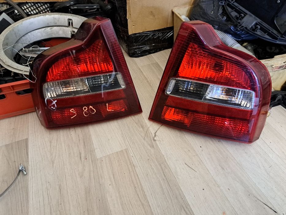 Стоп оригинален Hella Volvo S80 десен99/03