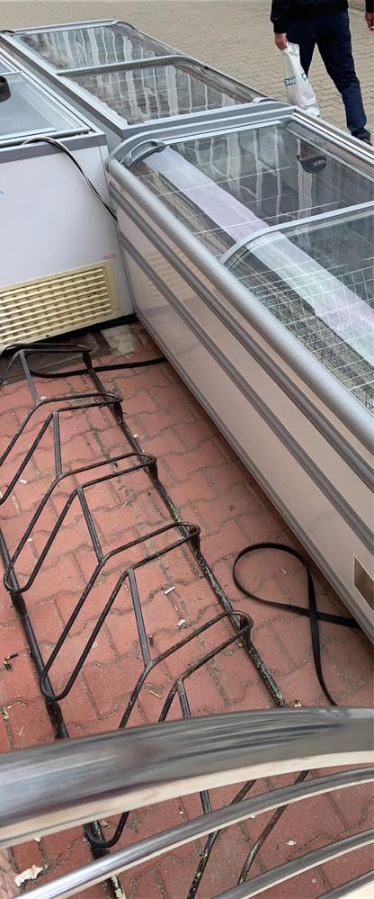 Vand vitrine congelare AHT