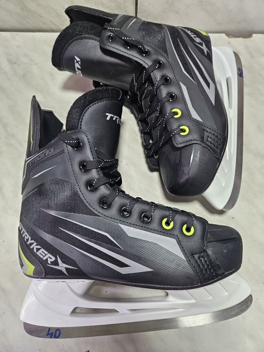 Patine 40 hochei hockey  Tronx marime  39 ( 25,5  cm)