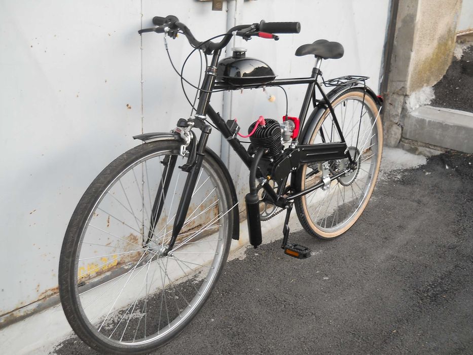 bicicleta cu motor  termic 2t