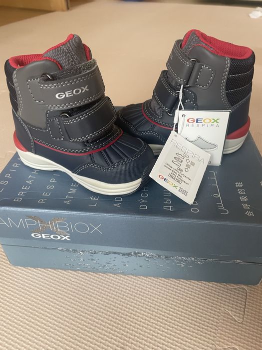 (NOU) Cizme Geox impermeabile - marimea 21