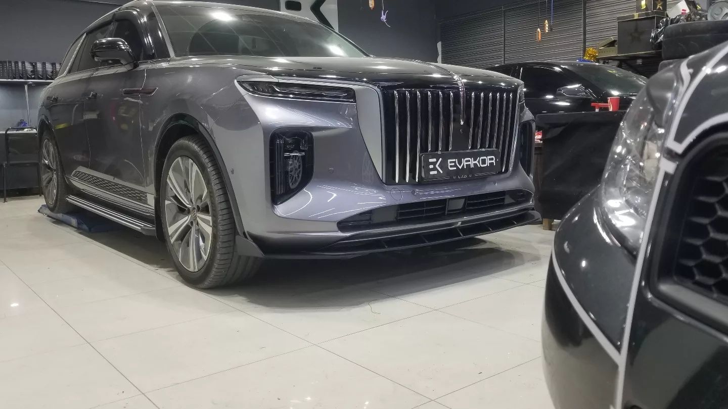 Обвес Сплитеры Губа для HONGQI. Строгий стиль!