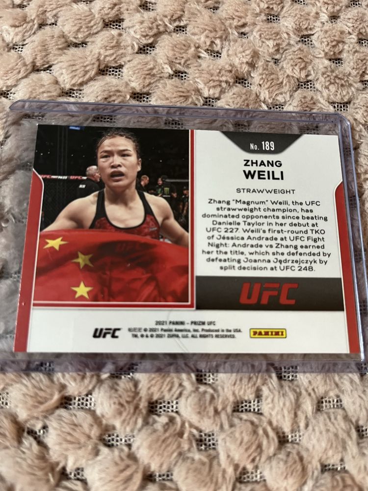 Zhang Weili champ cartonas Ufc 2021 debut edition