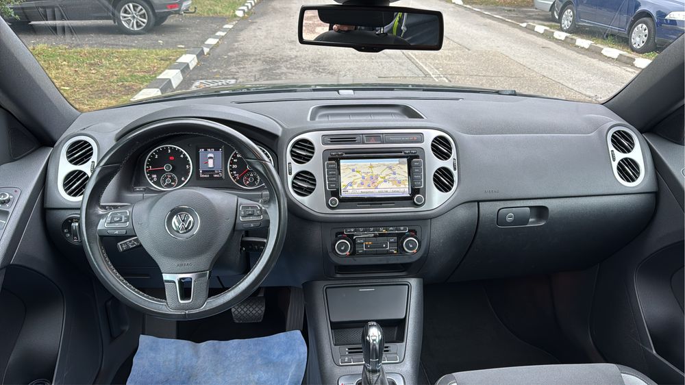VW Tiguan LIFE 2.0 / 140 CP / Automat / 4 x 4  / NAVI 145 200 KM