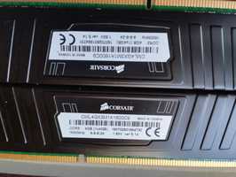Memorii Corsair 4 GB DDR3