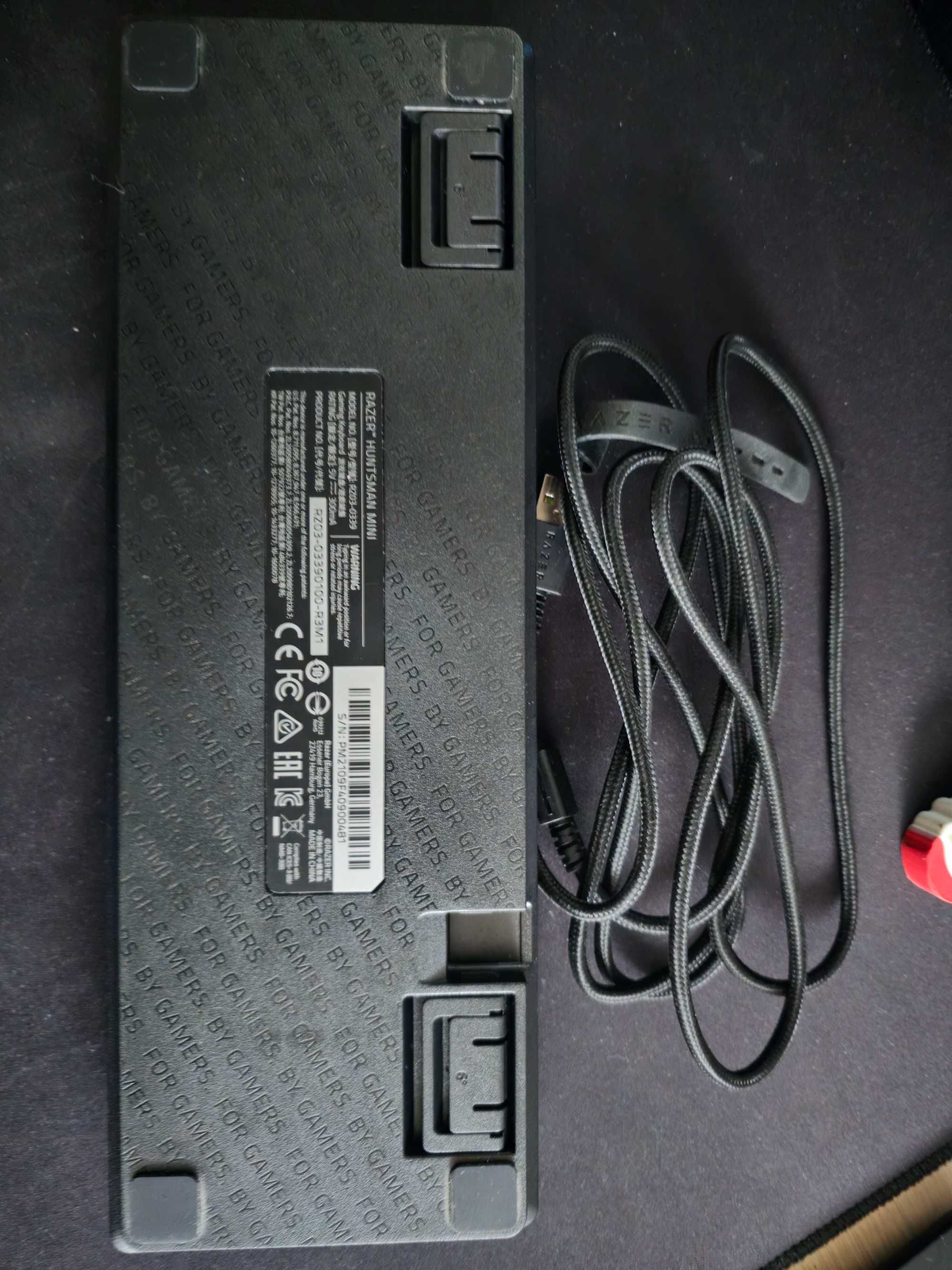 Tastatura Razer Huntsman Mini - 60% Optical Gaming Keyboard