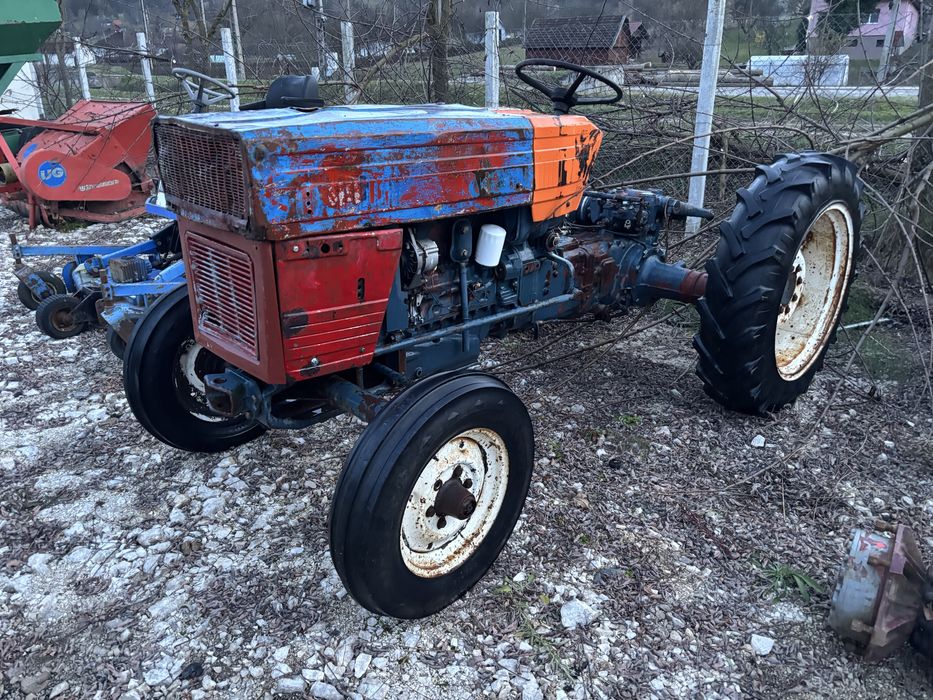 Piese tractor universal 445