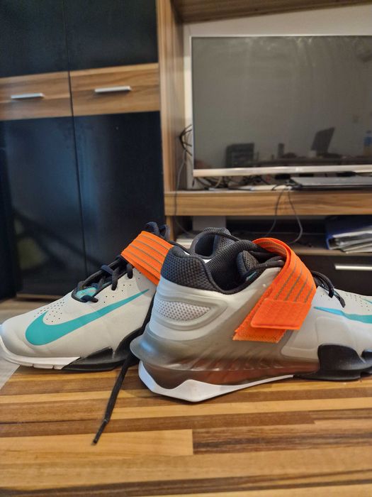 Щангети/обувки за вдигане на тежести  Nike Savaleos