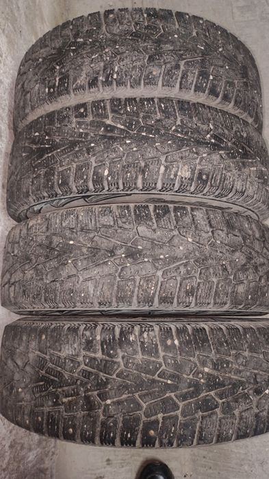 Продам зимние шины