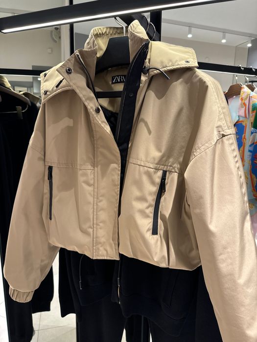 Дамско есенно яке Zara