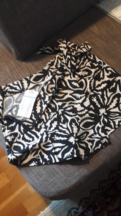 Vand Nou pantalon scurt dam L