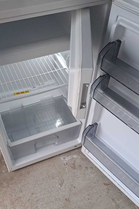 Frigider Arctic 250 lei