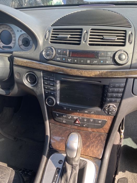 Мерцедес Е класа на части W211 Mercedes E class