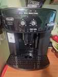 Aparat de cafea boabe Delonghi