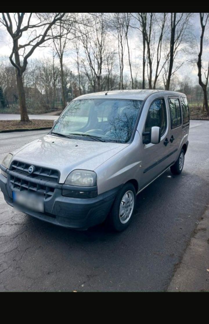 Vand sau schimb cu t4 carosat
