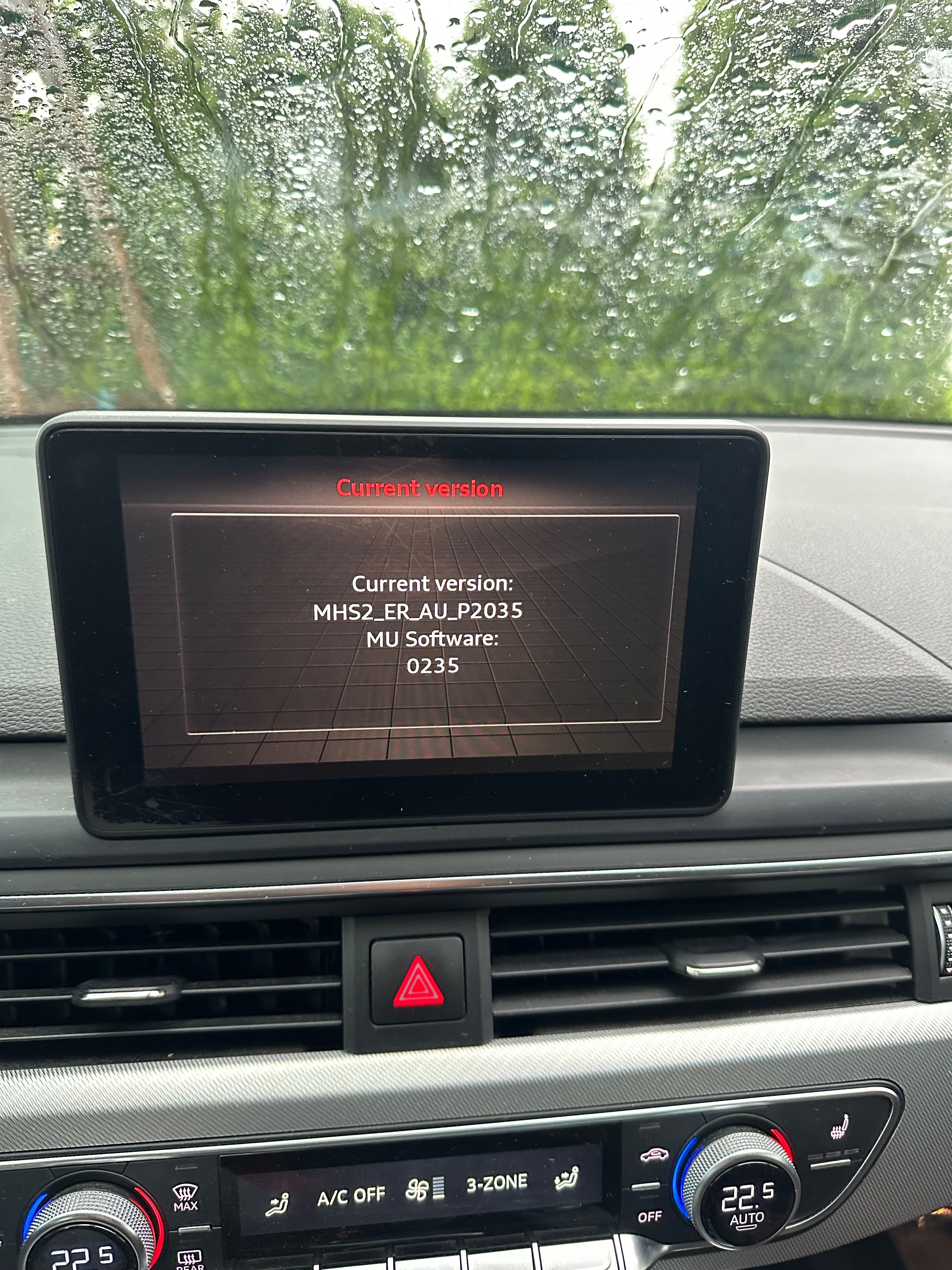 Обновяване на мултимедия и навигационни карти за audi mhs2