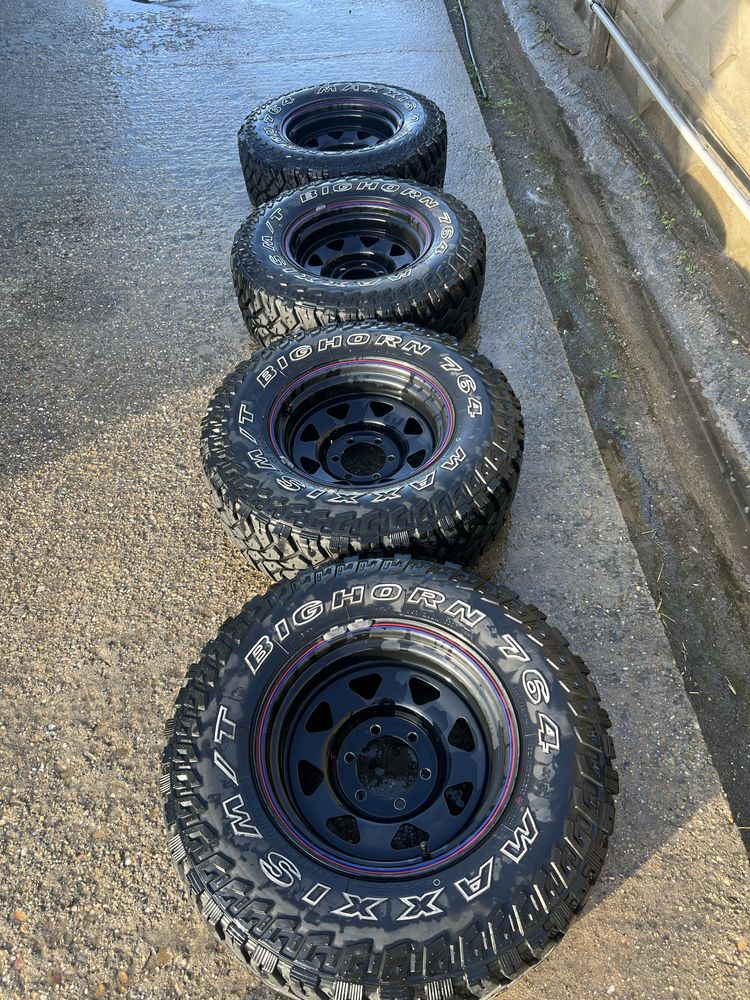 Vand jante cu anvelope offroad