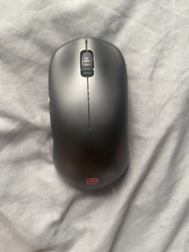 Продам мышку Zowie u2