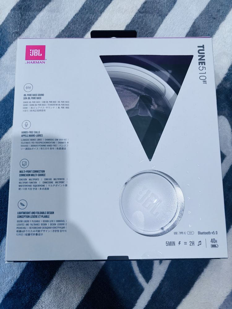 JBL TUNE 510 белый цвет новые