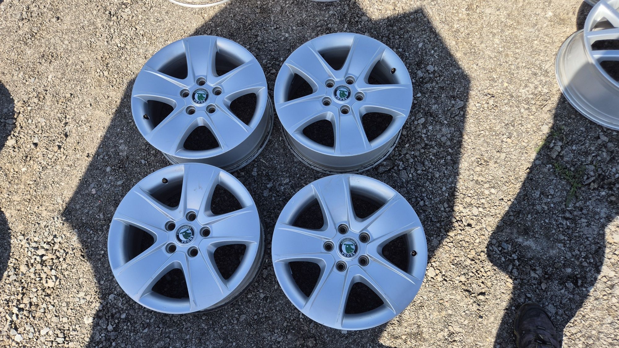 Оригинални джанти Шкода Октавия 5/112 Skoda Octavia 5x112