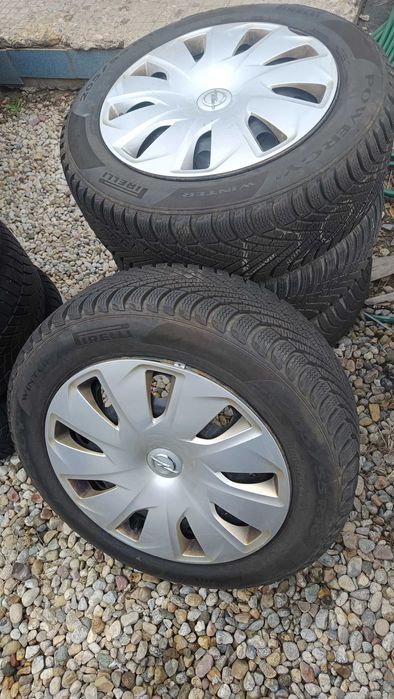 Гуми с джанти PIRELLI 205/55/16 DOT4324 от Опел Астра