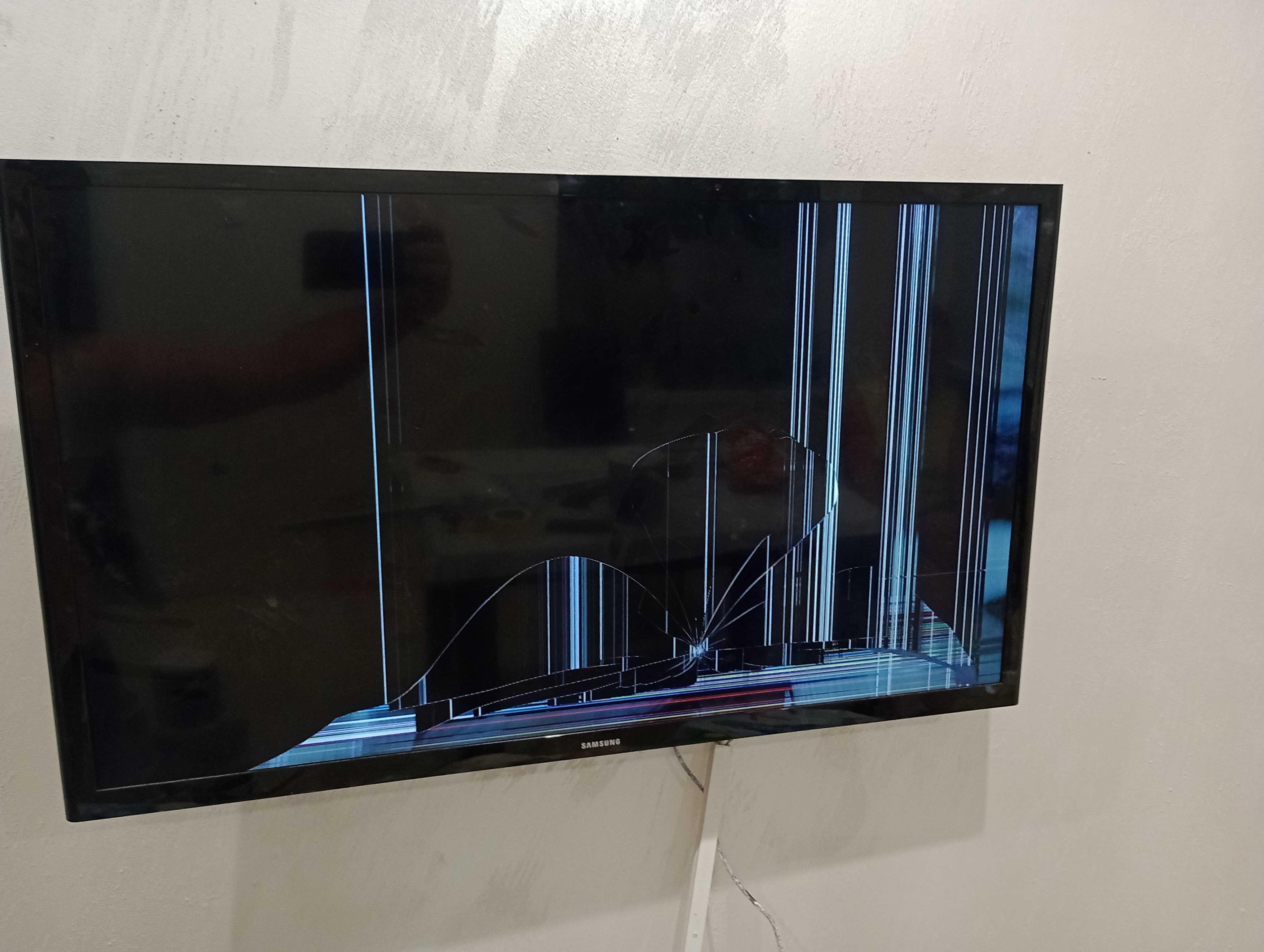 Смарт телевизор Самсунг 32 инча