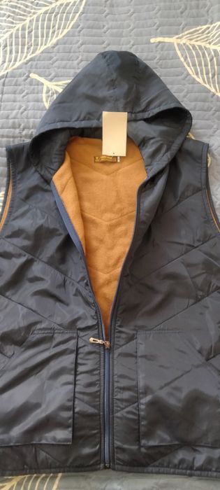 Продам жилеты теплые .размер 50-52