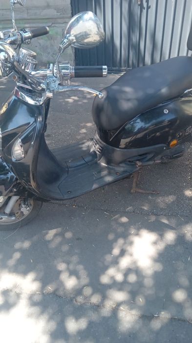 Scuter 49cc benzina fara permis