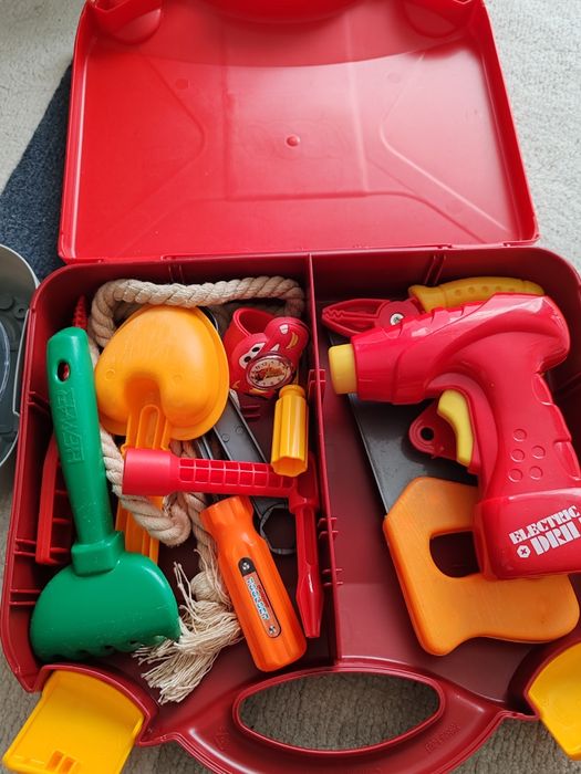 Сет за полицай и майстор и детска палатка