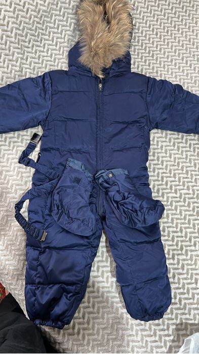 Продам детский комбинезон зимний
