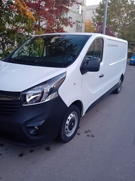 Vând Opel vivaro-B