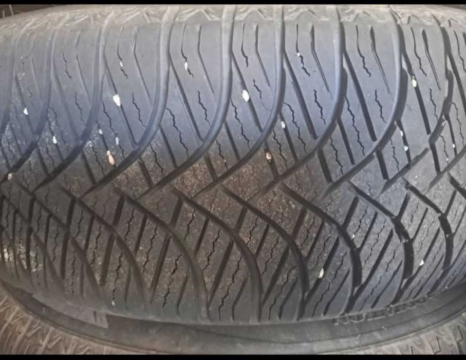 Anvelope 195 65 R15 cu jante tabla 5 x 112