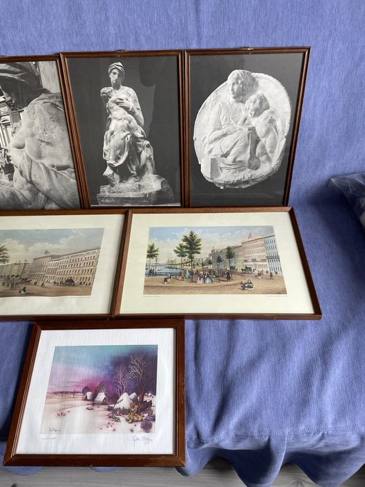 Tablouri diferite la bucata sau angro