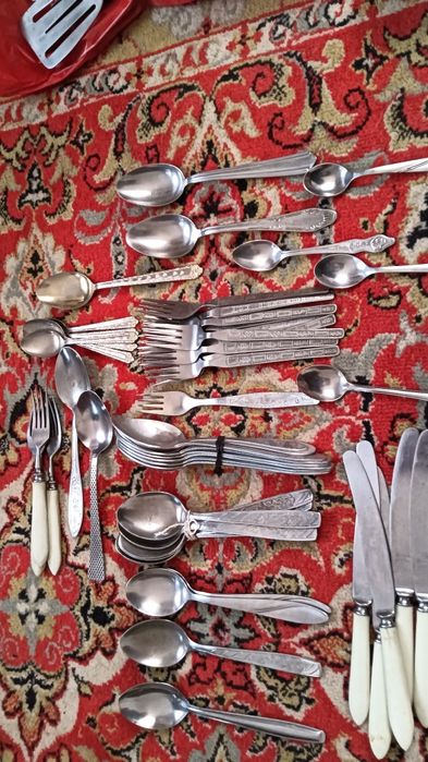 Посуда. Ложки вилки совецкие нержавейка.